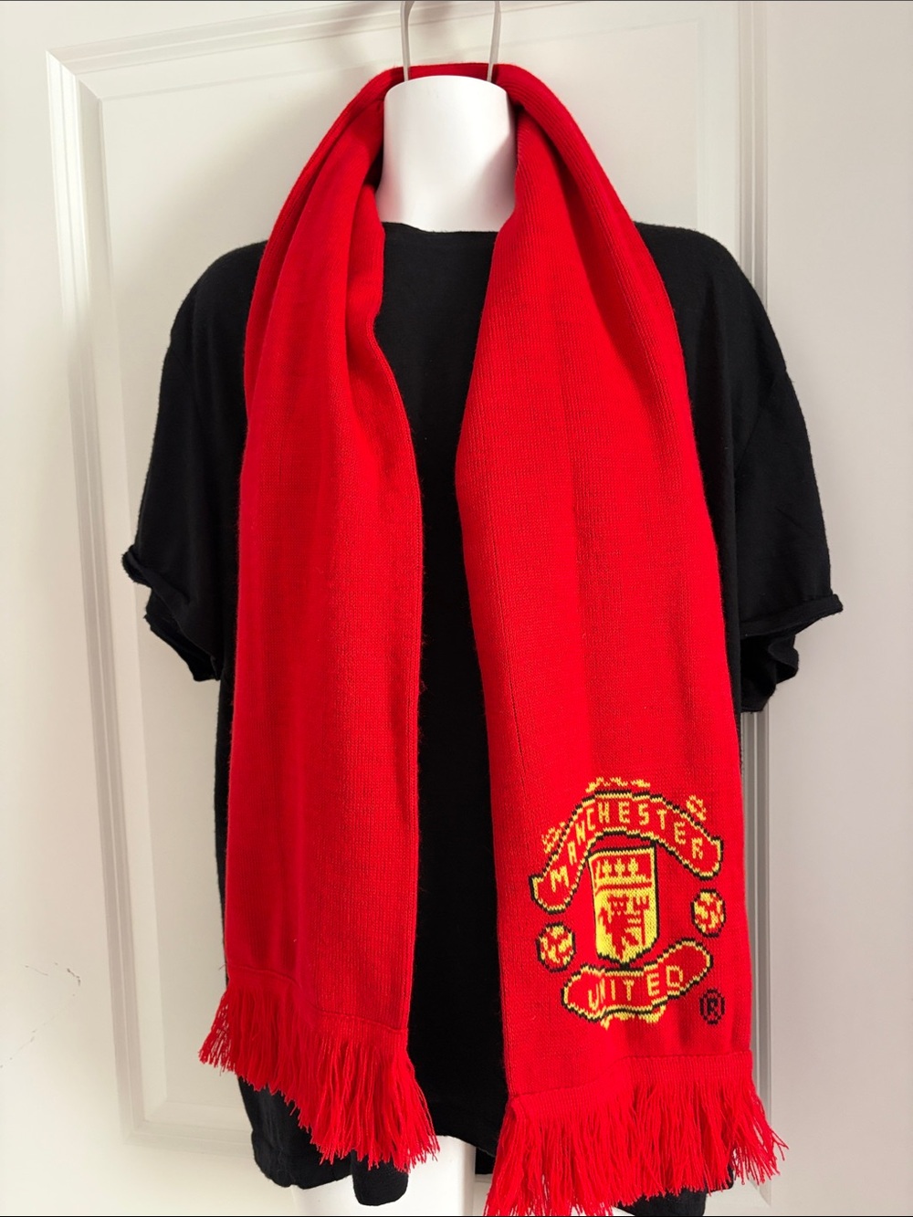 Official Manchester United Red Supporter Knit Scarf